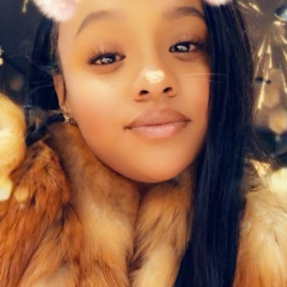 Meet your Posher, Jade